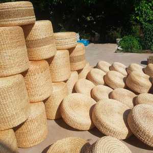 Pouf en jacinthe d'eau naturelle éco-responsable pour collections de meubles durables Vietnam 45x45cm/ 40x40cm/ 40x20cm - Product Image 3