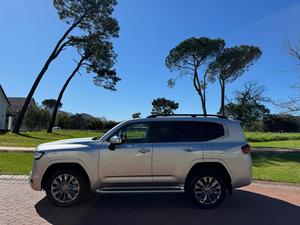 2020-2024 pour Toyota pour Land Cruiser 300 Series 3.3 V6 Diesel ZX utilisé Turbo SUV boîte de vitesses manuelle roues avant traction sièges en cuir - Product Image 5