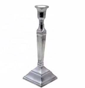 Candelabro de decoración de mesa de aluminio pulido de la mejor calidad, portavelas de diseño clásico personalizado para decoración del hogar para Navidad - Product Image 1
