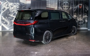 Lexus LM 350h Luxe 4 places FIRSTCLASS neuf/d'occasion, transmission automatique, Van/Minibus - Product Image 6