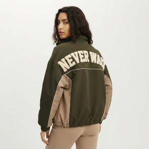 Chaqueta Deportiva Holgada para Mujer, Nueva Llegada, Alta Calidad, 380 GSM, Algodón y Poliéster, Chaqueta Deportiva con Bordado Chenille Personalizado - Product Image 2