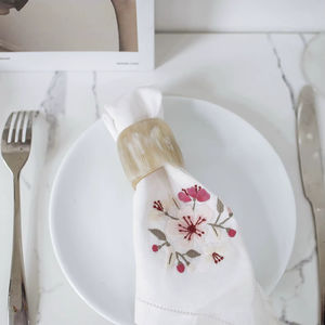 Servilleteros de Cuerno de Búfalo, Porta Servilletas Redondos para Hoteles de Lujo, Restaurantes y Mesas de Boda, Alta Calidad - Product Image 1