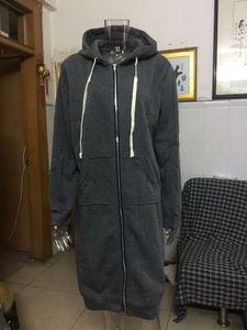 Sudadera con Capucha de Forro Polar para Mujer, Invierno 2025, Larga, Media Longitud, Lisa, Estampada, con Cremallera Completa y Logotipo Frontal, Talla Grande, Venta al por Mayor - Product Image 6