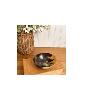 Bol en corne de buffle artisanal, pièce de service pour table à manger, cuisine, décoration intérieure, qualité artisanale traditionnelle - Product Image 3