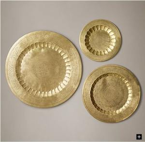 Plaque de chargeur en fer de conception moderne avec un look rustique fort fait pour les paramètres de table classiques et les occasions élégantes - Product Image 2