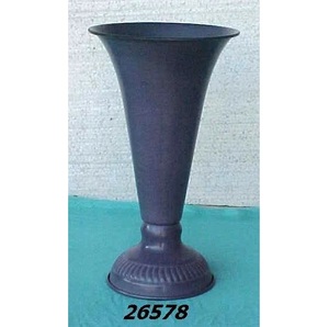 Florero de Mesa Moderno de Alta Calidad, en Forma de Botella, de Hierro, con Pátina - Product Image 1