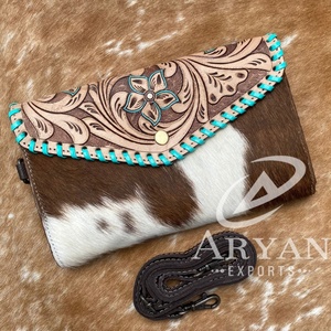 กระเป๋าเงินคาดลำตัวหนังแท้สำหรับผู้หญิง, กระเป๋าคลัทช์ใส่โทรศัพท์พร้อมสายหนังแท้สไตล์ตะวันตก - Product Image 1