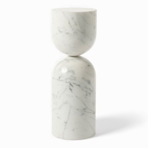 Portavelas de Mármol Beige Esculpido con Tapa Redonda y Diseño Minimalista Contemporáneo - Product Image 3