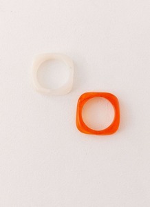 <b>Top</b> selling <b>resin</b> napkin ring set for modern or traditional dining <b>tables</b> designed with smooth finished and intricate carvings - Product Image 6