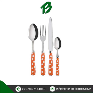 Diseño personalizado Mango de resina de acero inoxidable altamente demandado 4 piezas 2 cucharas 1 tenedor y cuchillo Juego de Cubiertos de lujo sostenible - Product Image 2