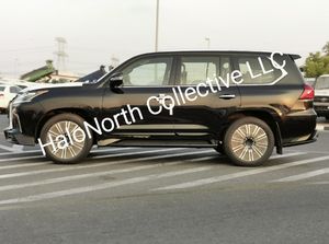 Lexus LX570 2020 SUV de luxe d'occasion - Product Image 5