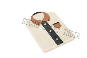 Planche à fromage en marbre et bois à motif d'étoile en laiton incrusté unique La poignée blanche est finie avec un bracelet en cuir disponible à bas prix - Product Image 5
