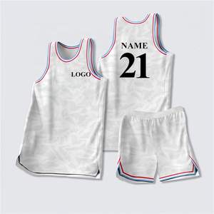 Uniformes de basket-ball personnalisés pour les équipes, ensemble de maillot et de short respirant, vêtements de sport légers - Product Image 1