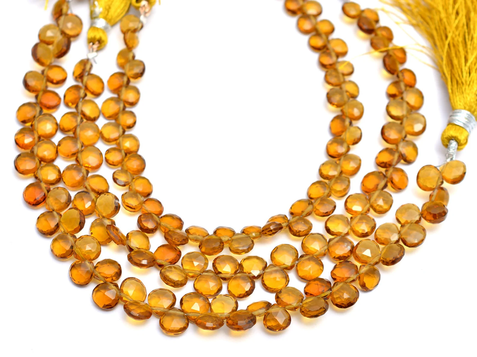 สีเหลือง