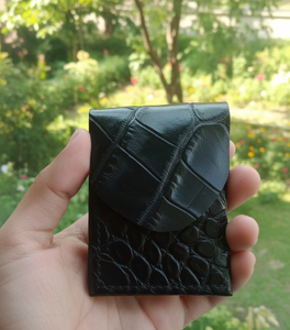 Tarjetero Bifold Delgado de Cuero Genuino de Anwar Enterprises, Corto y Ecológico - Product Image 1