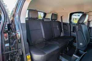 TOYOTA FJ CRUISER SUV USADO CON BAJO KILOMETRAJE - Product Image 4