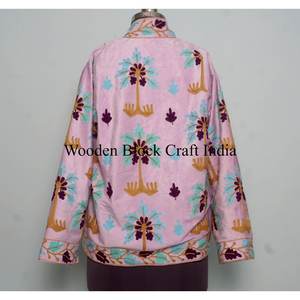 Veste courte d'hiver pour femmes, style vintage, velours rose, motif Suzani bohème, broderie, doublure en coton, matelassée - Product Image 5