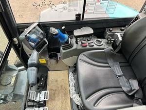 Tracteur à chenilles 6 tonnes 80 CV de qualité supérieure avec pompe de boîte de vitesses et roulement, garantie de plus de 5 ans disponible - Product Image 3