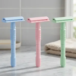 Rasoir à double lame en acier inoxydable Morgans Industries avec manche rose, bleu et vert pour hommes, rasage du bikini/des aisselles, non électrique - Product Image 1