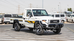 Land Cruiser LC79 Pickup 2023 4.0L 4x4 Benzina Cabina Singola 6 Posti Ruote R18 Manuale Euro VI Luci Diurne a LED Guida a Sinistra - Product Image 5
