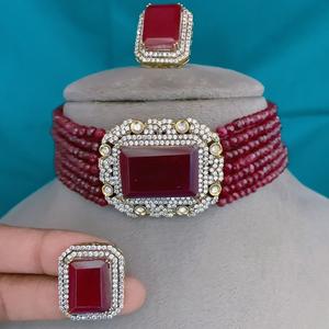 ชุดสร้อยคอพร้อมต่างหูดีไซน์หรูหรา ประดับมุก CZ สีเงิน พร้อมดีไซน์แบบ Choker เหมาะสำหรับงานปาร์ตี้และงานแต่งงาน สำหรับผู้หญิง - Product Image 1