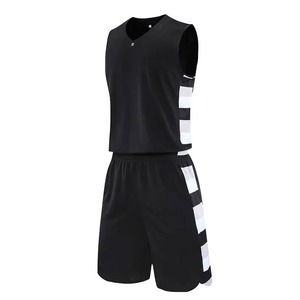 Ensemble de maillots de basket-ball d'extérieur de grande taille, 2 pièces, maillots et shorts de sport, uniformes de basket-ball respirants et à séchage rapide avec logo personnalisé - Product Image 6