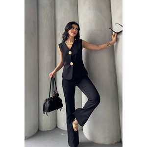 Abito in due pezzi elegante con bottoni e pantaloni eleganti da donna - Product Image 3