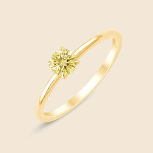 Anillo de diamantes redondos Sunlit con diamante amarillo cultivado en laboratorio de 0.3 quilates F-VS en oro macizo de 14K para novias, bodas, compromisos y fiestas. - Product Image 3