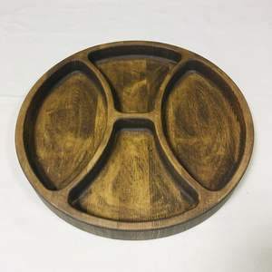 Plato dividido octogonal de madera de acacia con múltiples secciones Bandeja de servicio de madera sostenible para aperitivos, nueces y comidas para niños - Product Image 4