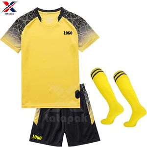 Calidad de exportación Estilo Ropa de equipo de fútbol Uniformes oficiales del equipo Impresión de logotipo personalizado Precio al por mayor directo de fábrica 100% Poliéster - Product Image 1