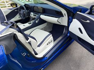 Lexus LC 500 Convertible 2024, Gasolina, Bajo Kilometraje - Product Image 6