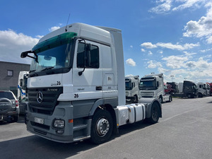 Camión Diésel Mercedes-Benz Actros 1841 6x6 de 2009, 351-450 hp, 2000-2500 Nm de Torque, 20-25 T de Peso Bruto Vehicular - Product Image 2