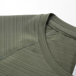 Vente en gros de vêtements de sport haut de gymnastique pour hommes t-shirt de gymnastique athlétique actif évacuant l'humidité chemises de compression à séchage rapide - Product Image 1