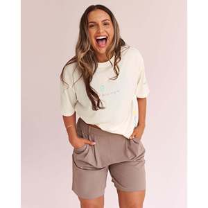 Camiseta Oversize de Algodón FLX de Color Blanco Hueso - Product Image 6