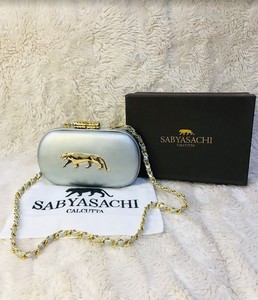 Sabyasachi Style Velvet Clutch Bag Embroidered Party Wear Indian Bridal Bag for Women - Product Image 3