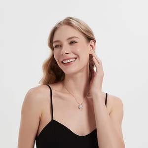 925 Plata Moissanite 3D Filigrana Cinta Flor Colgante Collar - Product Image 2