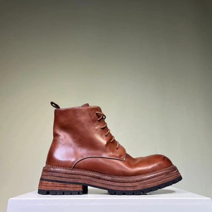 Bottes d'ingénieur en cuir pour hommes et bottes classiques en cuir avec sangle à boucle pour moto et chaussures de style robuste - Product Image 1