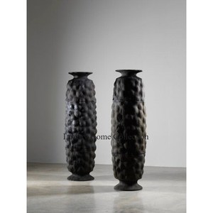 Vase à fleurs en fonte d'aluminium de designer de couleur noire lot de 2 pots de jardin accessoires fournitures de la collection de maisons de luxe - Product Image 1