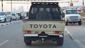 Toyota Land Cruiser 79 Pickup 2021 Usada, 4.5L, 8 Cilindros, 228hp, Diésel, 4x4, Transmisión Manual, 4WD, Volante a la Derecha - Product Image 3