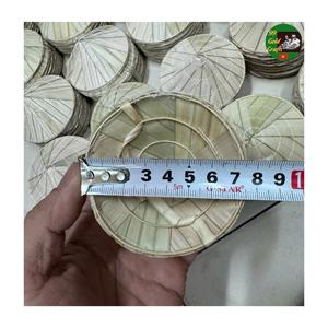 Chapeau conique vietnamien (Non La) et mini Non La pour décoration artisanale, feuille de bambou naturelle, artisanat traditionnel - Product Image 1