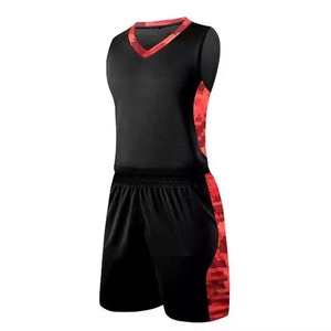 Ensemble Maillot et Short de Basketball Personnalisé Noir Menthe Vert pour Homme avec Panneaux Latéraux Camouflage par Transfert Thermique, Col en V, Respirant et Élastique - Product Image 5
