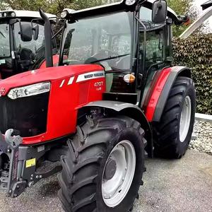 Tracteur agricole à quatre roues motrices Massey Ferguson avec cabine fermée, équipement agricole utilitaire - Product Image 4