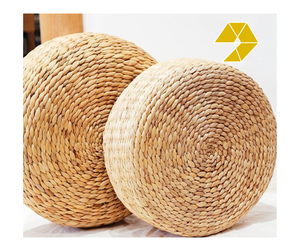 Pouf en jacinthe d'eau rustique fait à la main, adapté à la décoration du salon, coussin en jacinthe produit par des artisans vietnamiens - Product Image 1