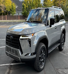 Lexus GX 550 Overtrail USADO del 2025 - Product Image 1