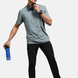 Nouveaux T-shirts tendance à manches courtes pour hommes - Vêtements de mode streetwear en polyester/coton, séchage rapide et respirant, vente chaude - Product Image 5