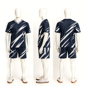 ชุดฟุตบอลย้อนยุคแห้งเร็วสำหรับเยาวชน ผลิตจากโรงงาน คุณภาพสูง ชุดเสื้อและกางเกงฟุตบอลแบบซับลิเมชั่น - Product Image 1