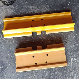 D6 D7 <span class=keywords><strong>D8r</strong></span> 600mm 700mm 800mm Grouser sepatu Jalur baja <span class=keywords><strong>Dozer</strong></span> Assy Tautan plat Bulldozer sepatu Track - Product Image 6