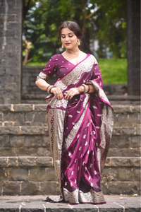 Sari de Seda Suave Banarasi en Color Vino |   Tela de Zari Plateada para Vestidos de Novia, Elegante Zari Plateado para Festivales y Eventos Tradicionales - Product Image 6