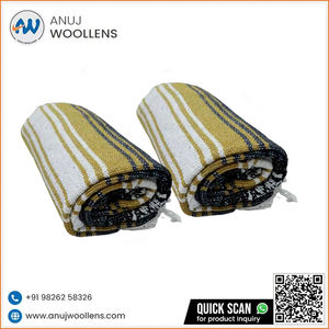 Manta sostenible de lana falsa de mostaza de lujo suave de nueva colección al mejor precio - Product Image 2