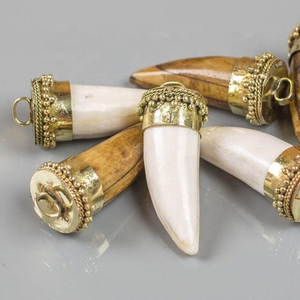 จี้เขาควายวัวธรรมชาติเนื้อสัมผัสตามสั่งโดยแฟชั่นเรืองแสง - Product Image 4